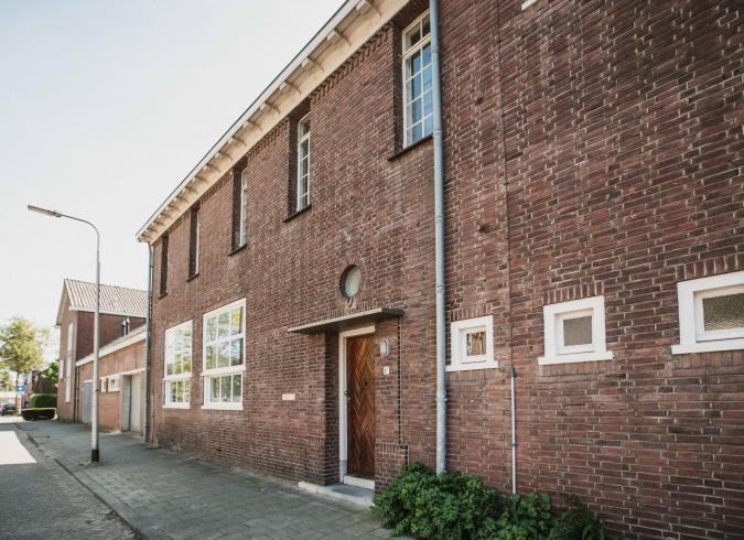 Dr. Nuijensstraat 2 a