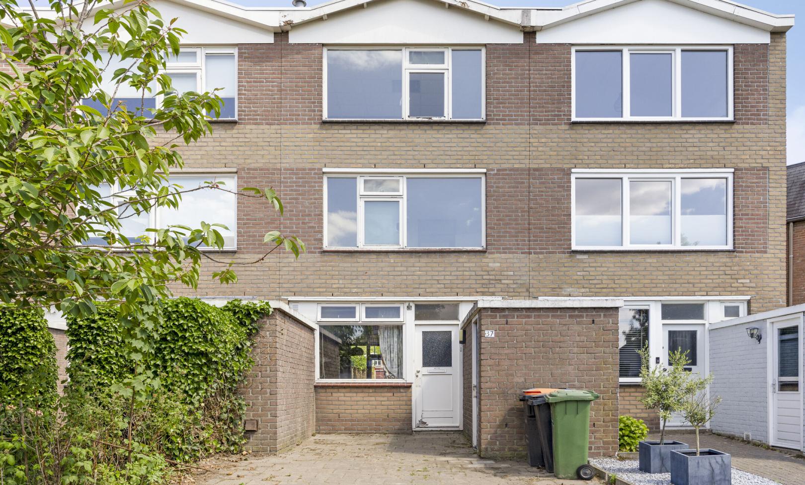 Goirle, Doctor Ariensstraat 37